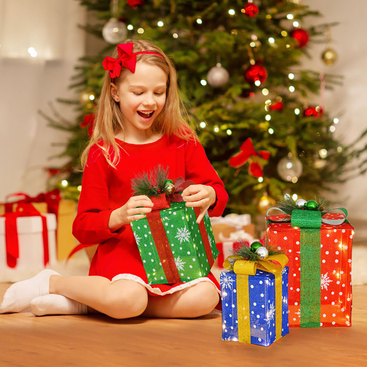 Christmas Decorations Lit Gift Boxes Set of 3 with 52 LEDs in Tinsel Fabric