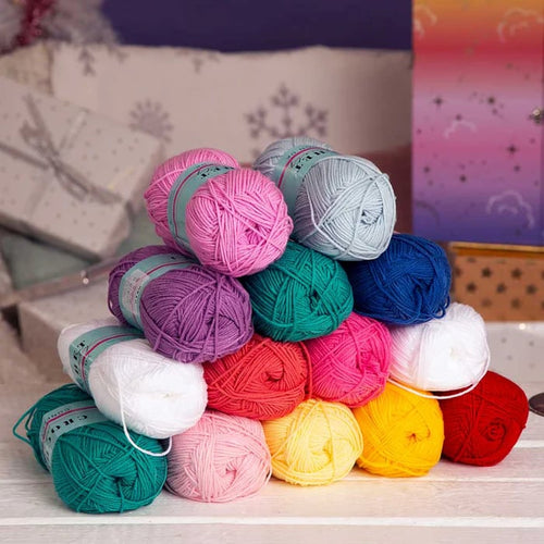 Advent Calendar Crochet Handmade with 25 Mini Gifts