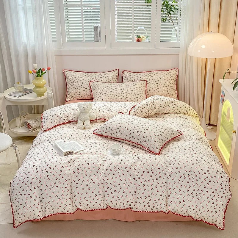 Floral Bedding Set with Cherry Blossom and Berry Print in Four Sizes