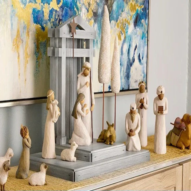 Nativity Set of 20 Figurines with a Reclaimed Barn Wood Stable