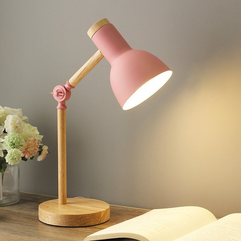 Modern Desk Lamp with Adjustable Lever Arm and Directional Tilting Head