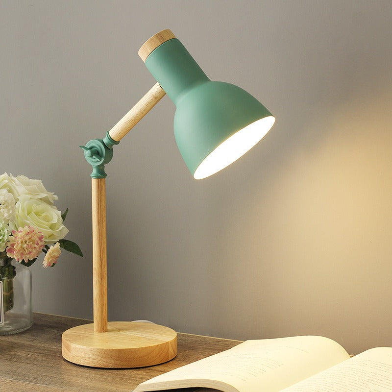 Modern Desk Lamp with Adjustable Lever Arm and Directional Tilting Head