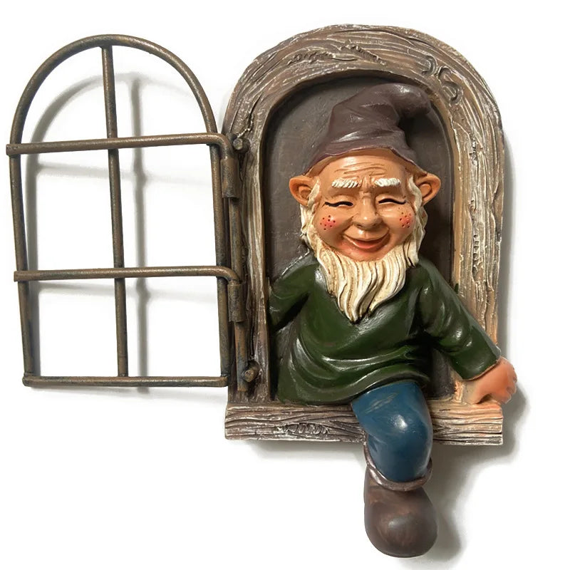 Christmas Ornaments Gnome Statues in Resin with 26 Designs